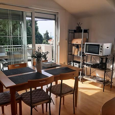 Apartments Luna Sveti Filip i Jakov Eksteriør bilde