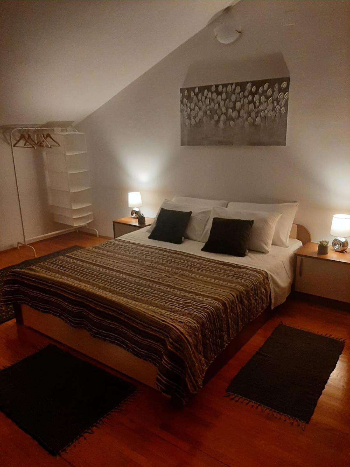 Apartments Luna Sveti Filip i Jakov Eksteriør bilde