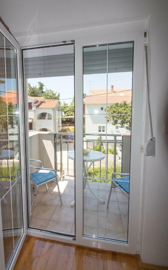 Apartments Luna Sveti Filip i Jakov Eksteriør bilde